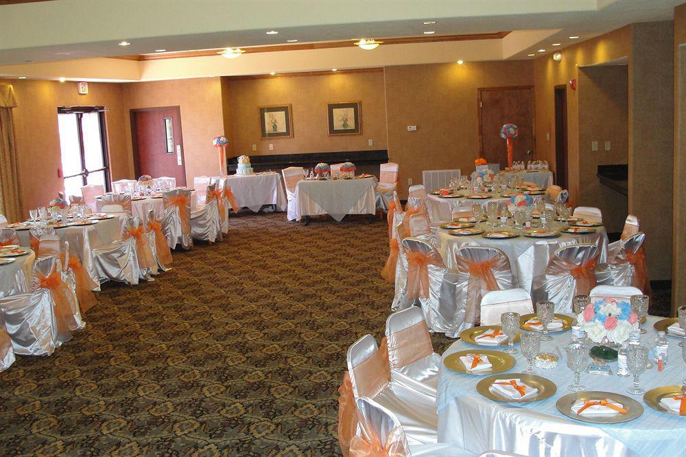 Holiday Inn Express Hotel & Suites Rio Grande City, An Ihg Hotel Restaurang bild