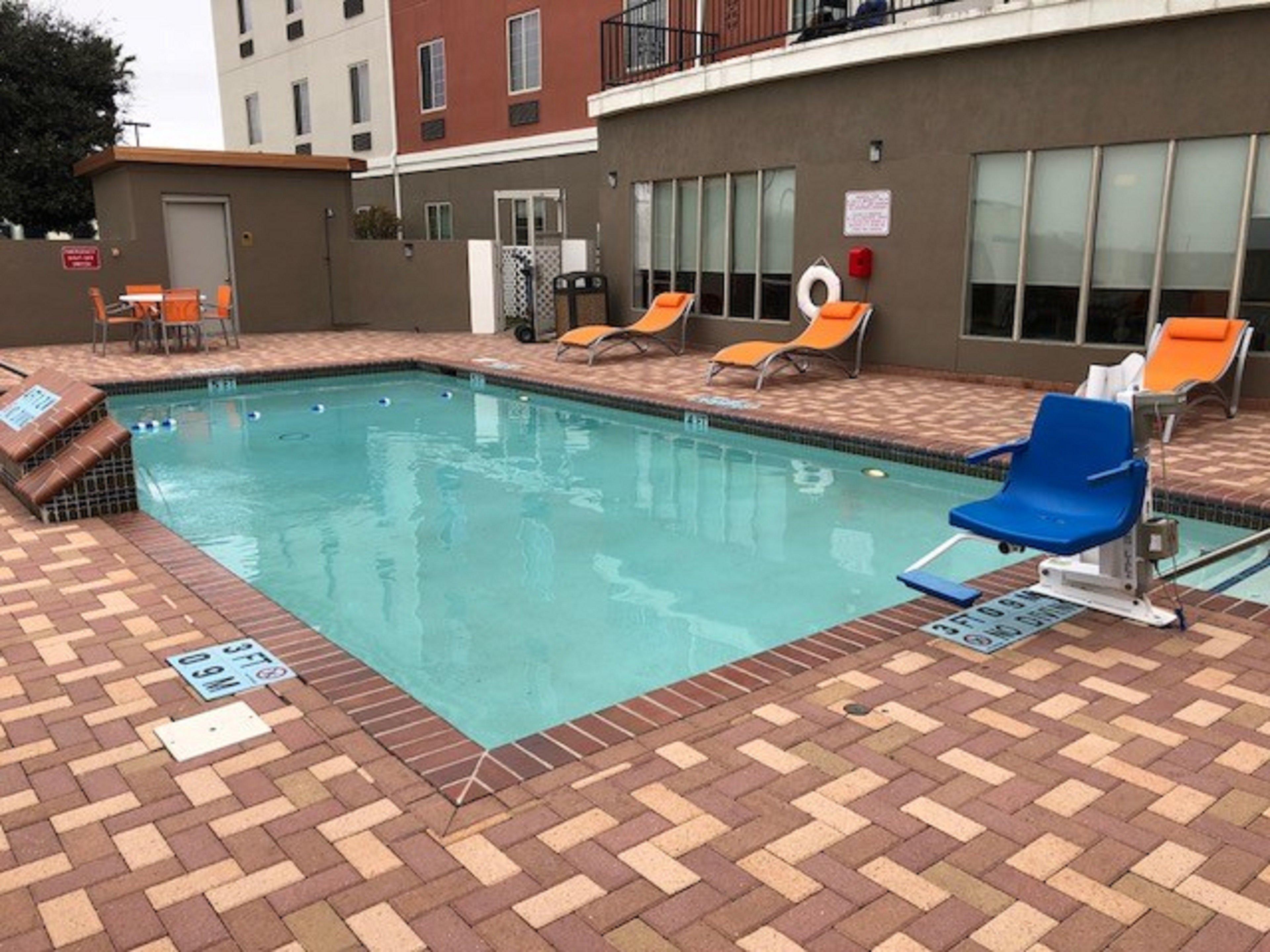 Holiday Inn Express Hotel & Suites Rio Grande City, An Ihg Hotel Exteriör bild