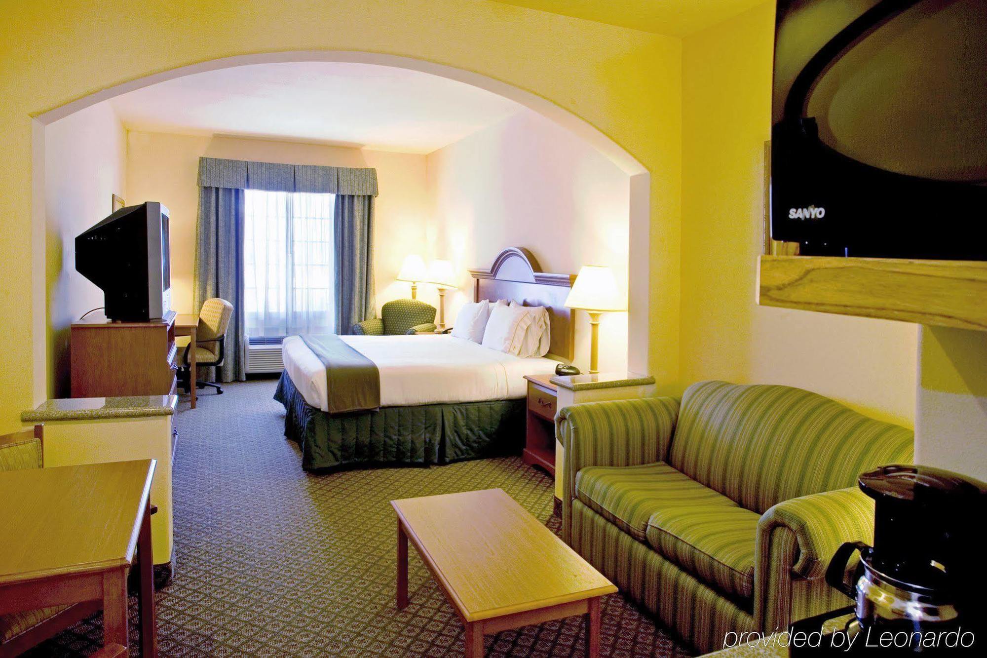 Holiday Inn Express Hotel & Suites Rio Grande City, An Ihg Hotel Rum bild