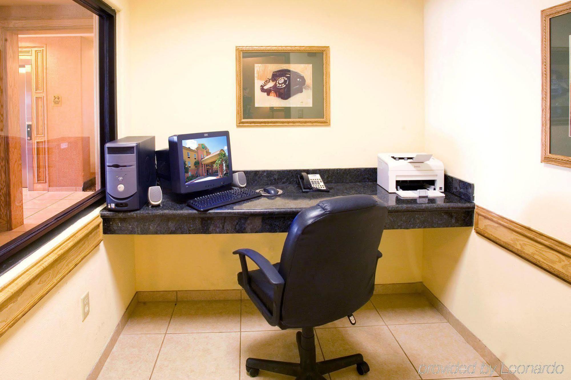 Holiday Inn Express Hotel & Suites Rio Grande City, An Ihg Hotel Bekvämligheter bild