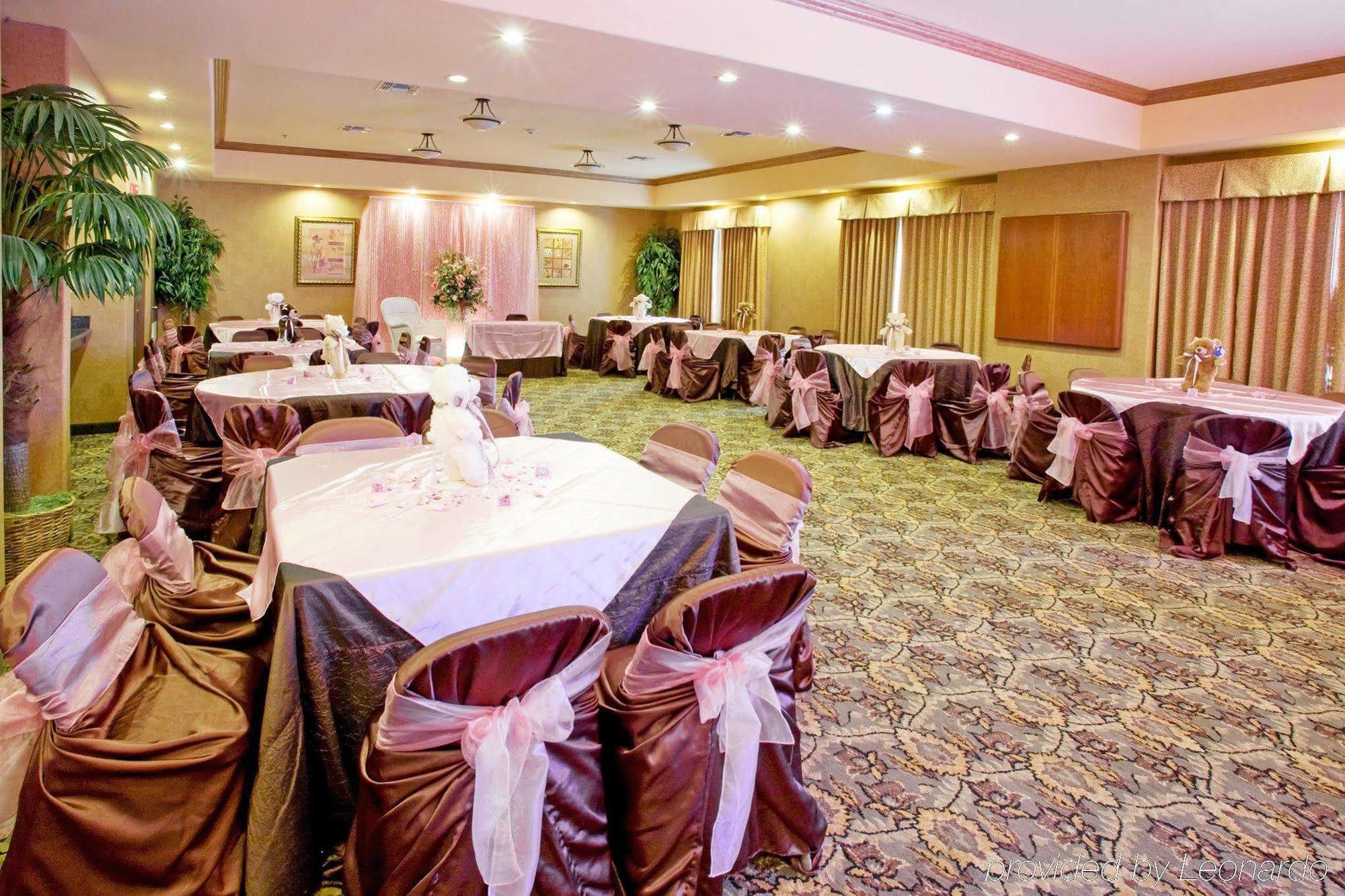Holiday Inn Express Hotel & Suites Rio Grande City, An Ihg Hotel Restaurang bild