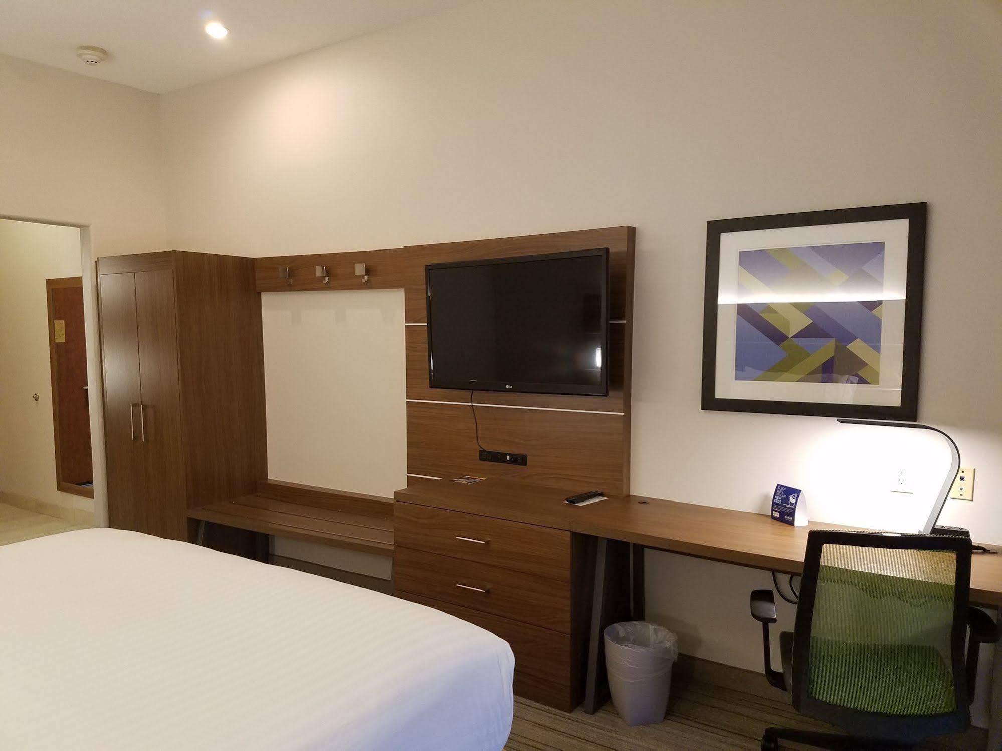 Holiday Inn Express Hotel & Suites Rio Grande City, An Ihg Hotel Exteriör bild